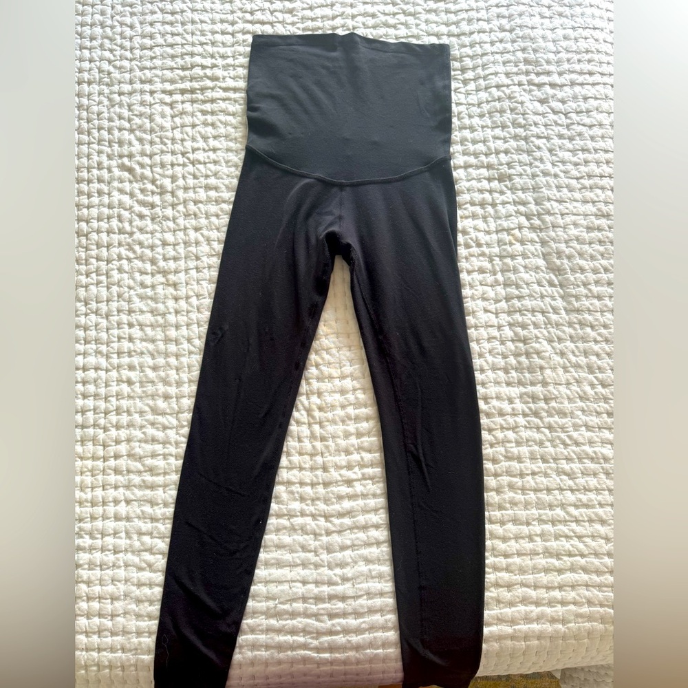 Beyond yoga maternity leggings